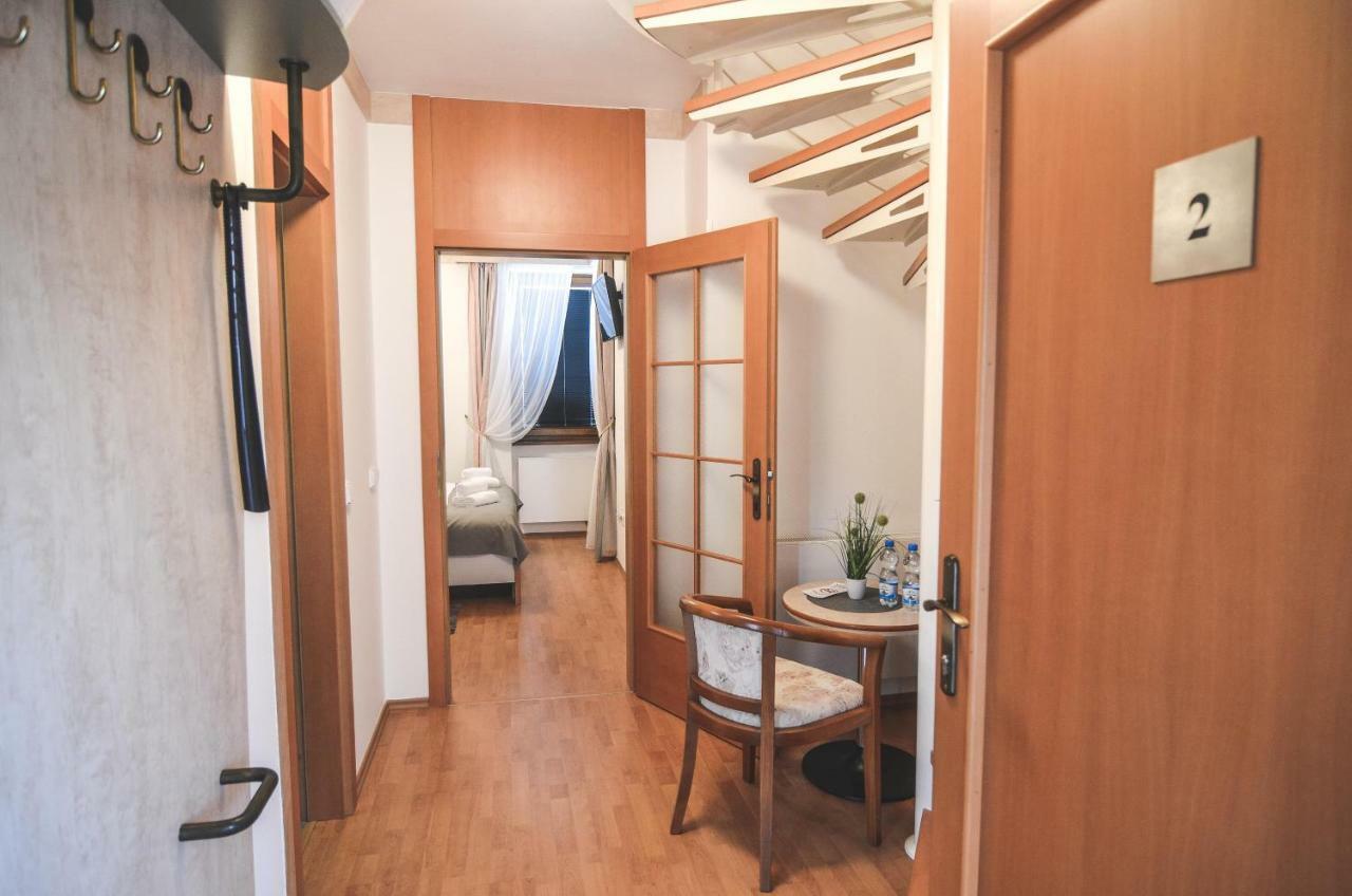 Penzion Pod Radnici Hustopeče Exterior foto